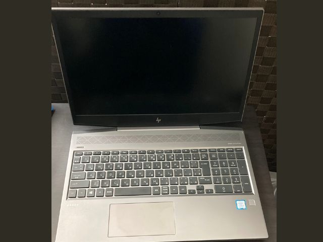 HP ZBook 15v GS(開いた状態)