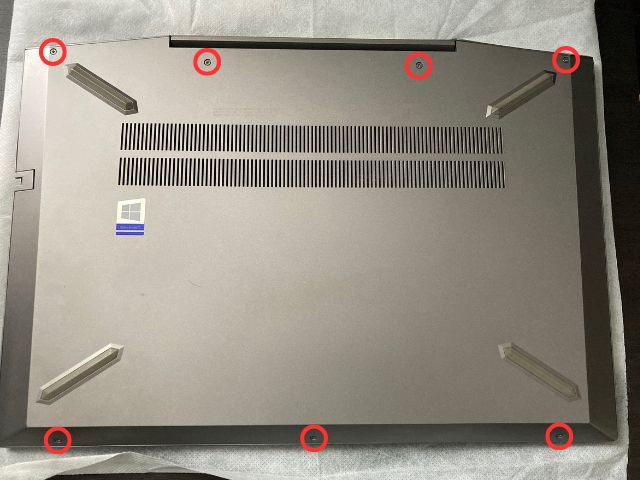 HP ZBook 15v GSの裏蓋